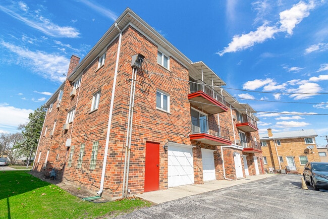 Building Photo - 21 S Waiola Ave