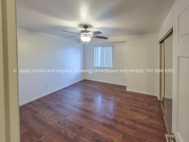 Building Photo - Cloverdale Meadows 2 Bedroom Condo Availab...