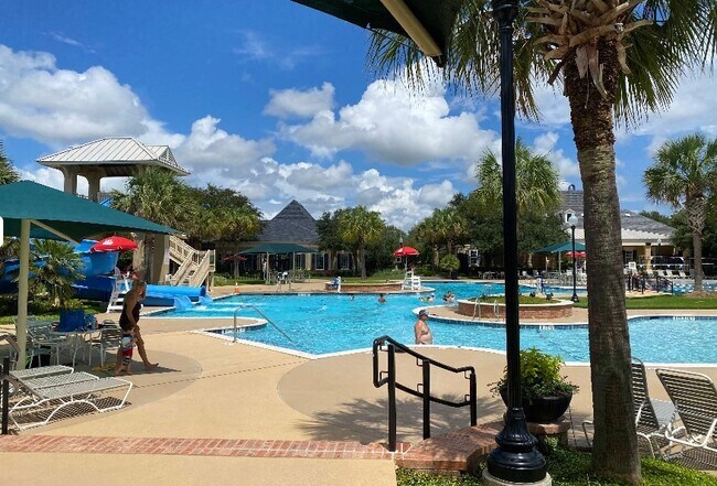 Building Photo - 9419 Starlight Oak Dr