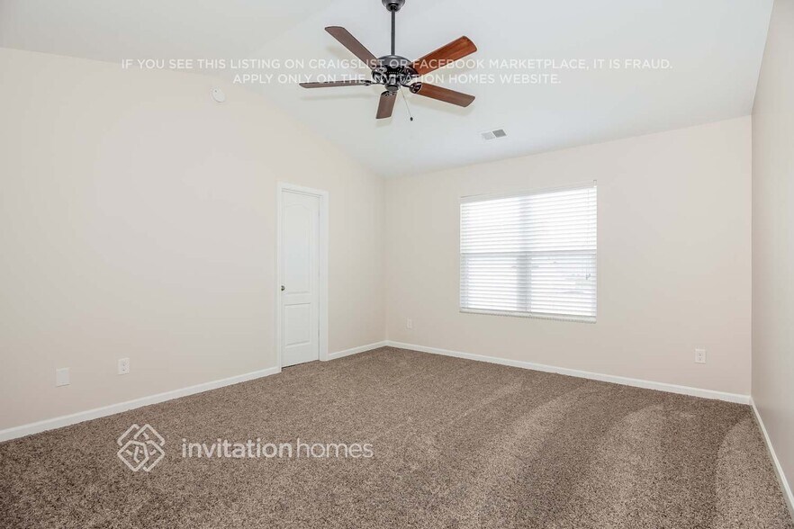 Building Photo - 117 Greenway View Ct