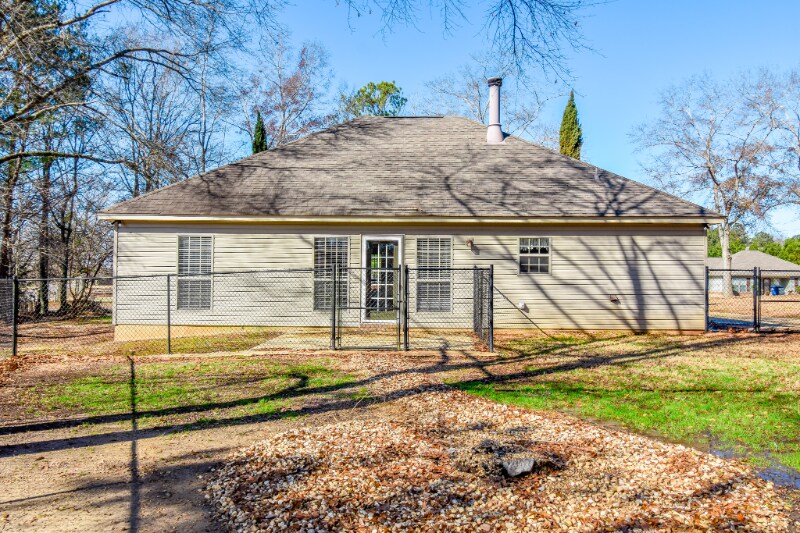 Building Photo - 5916 Cherokee Trail
