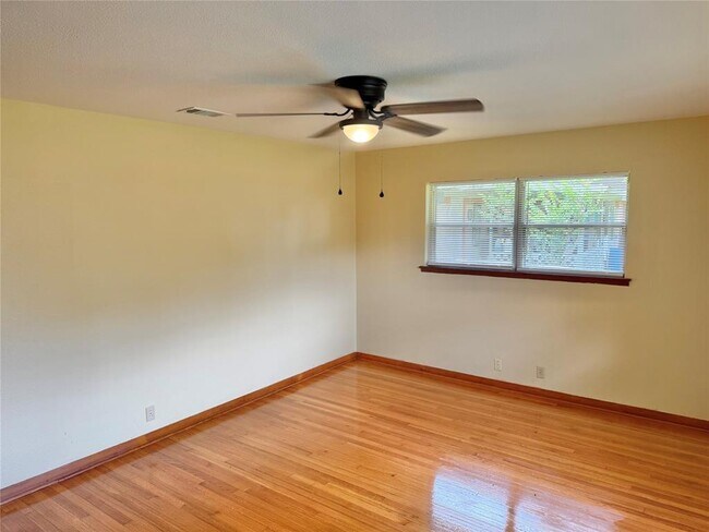 Building Photo - 7730 Cayton St