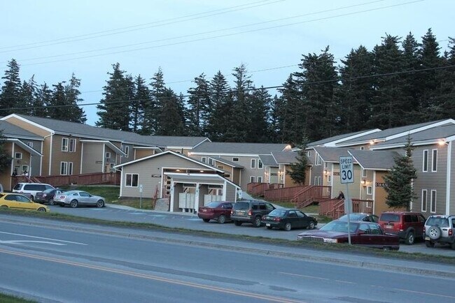 Primary Photo - 2610 Mill Bay Rd