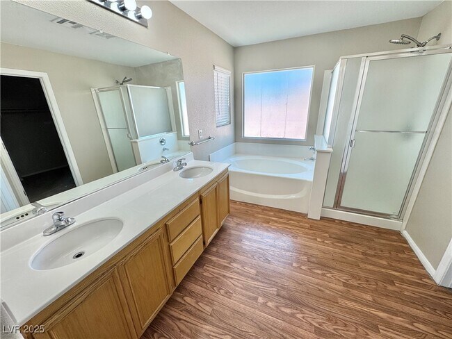 Building Photo - 2809 Cedar Bird Dr