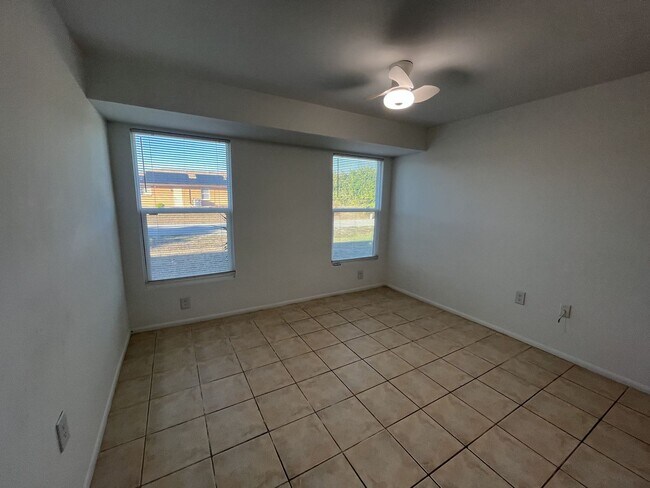 Building Photo - 1057 Tropical Ave NW