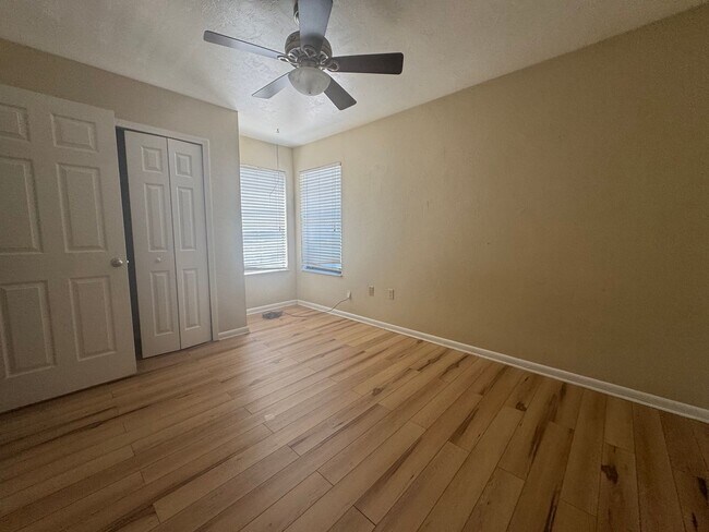Building Photo - 3/2 in Marchwood !
