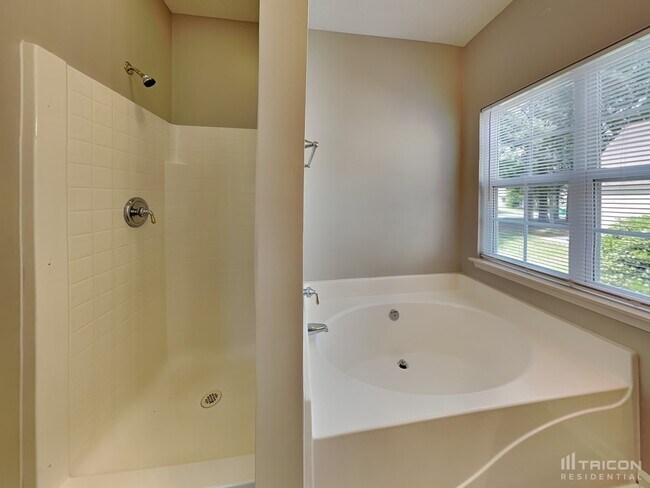 Building Photo - 11800 Mourning Dove Ln