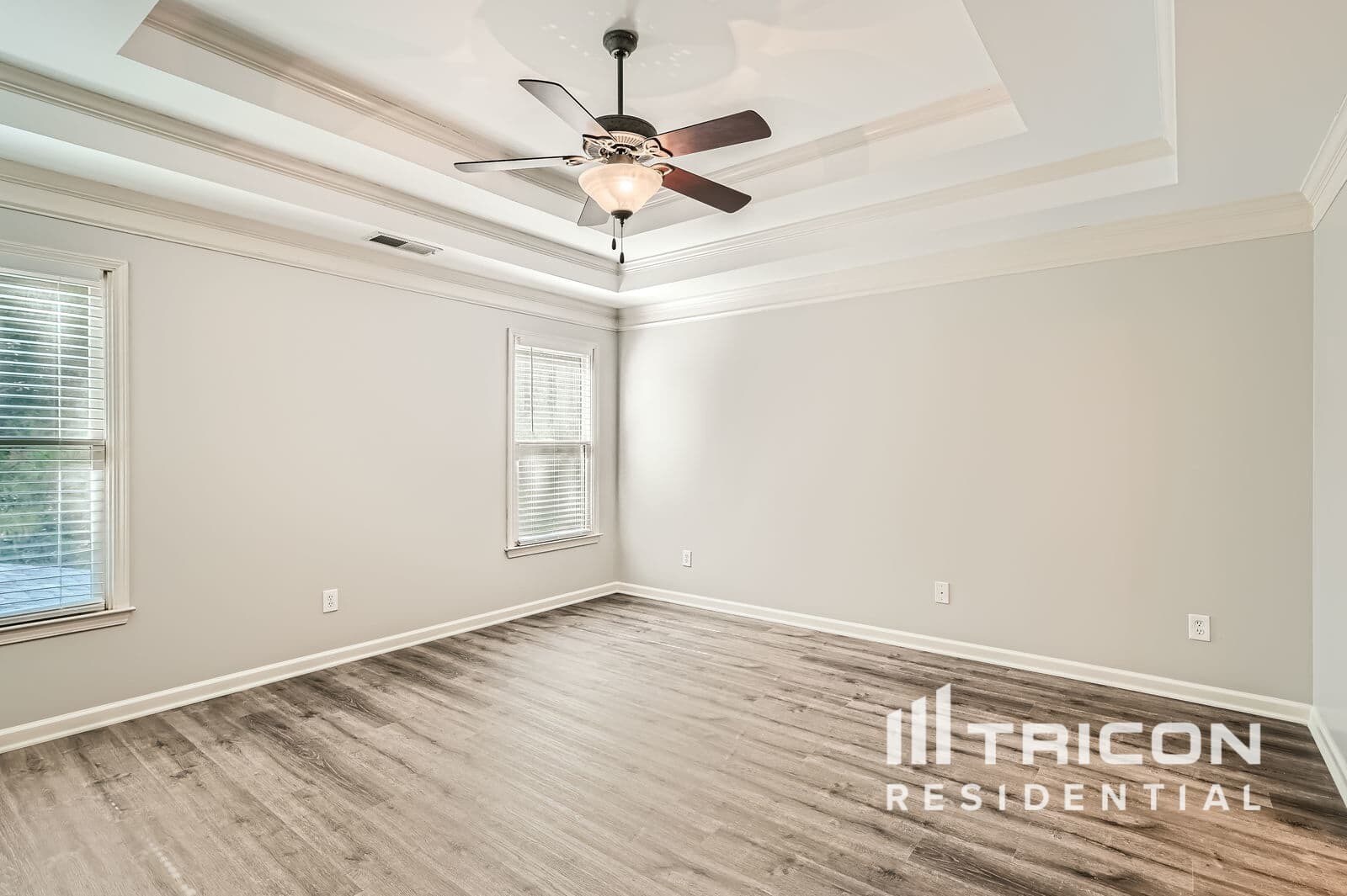 Building Photo - 9124 Loxford St