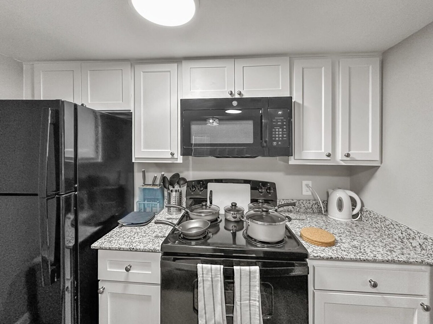 Building Photo - 16951 Addison Rd