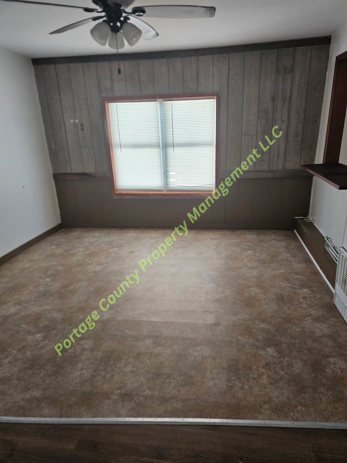 Building Photo - 409 Cedar St