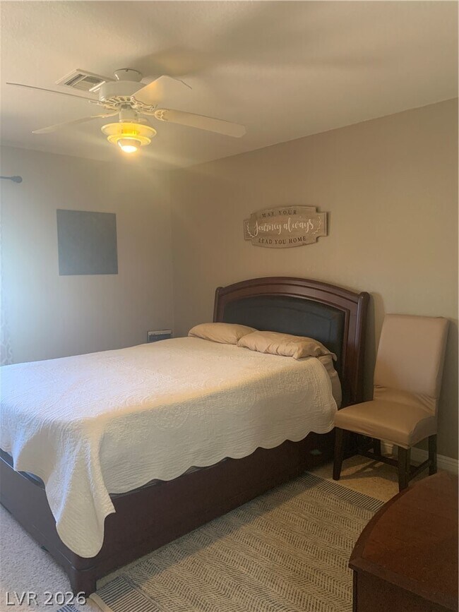 Building Photo - 2924 Crown Ridge Dr