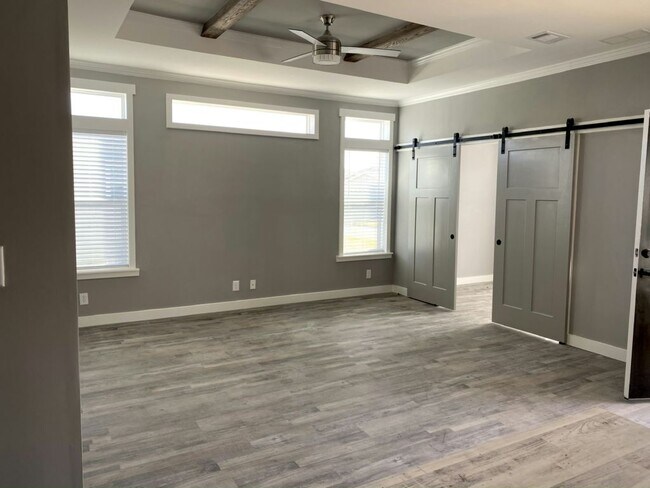 Building Photo - 5892 Mora Pl