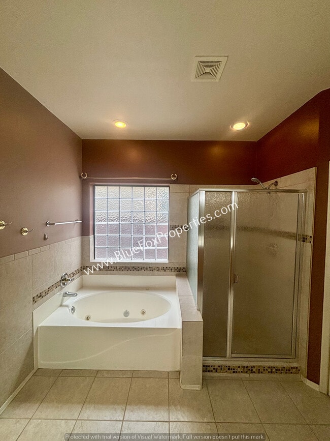 Building Photo - 10593 E Avalon Park St