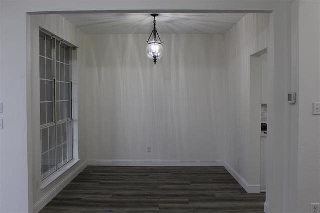 Building Photo - 2243 Ellis Dr