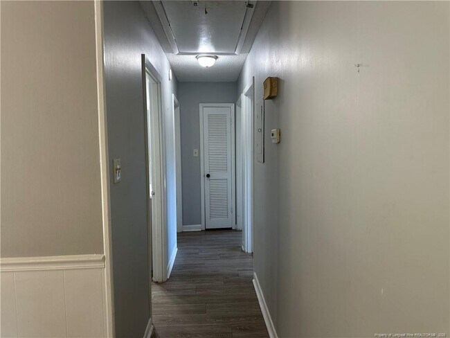 Building Photo - 1036 Appalachin Dr