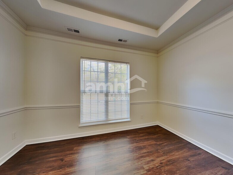 Building Photo - 10239 Stoneykirk Ln