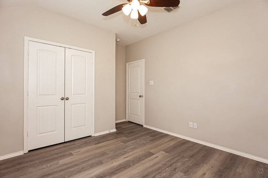 Building Photo - 14432 Leadrope Cir