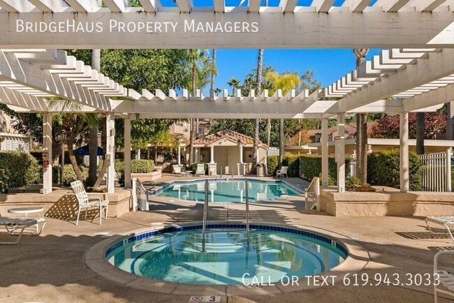 Building Photo - 11048 Portobelo Dr