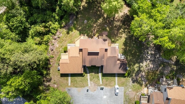 Building Photo - 125 Pirates Rd
