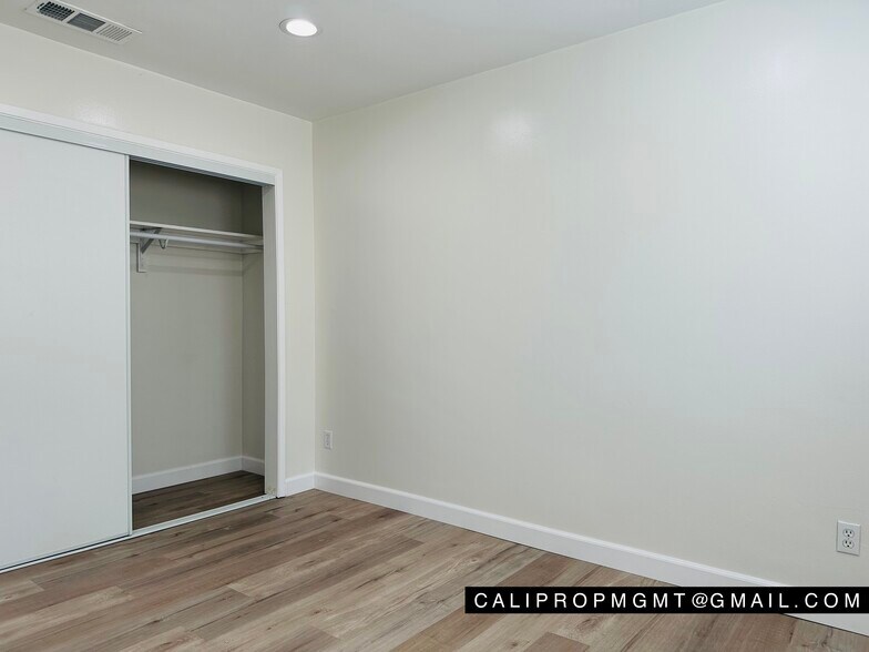 Building Photo - 2709 W Avenue 30