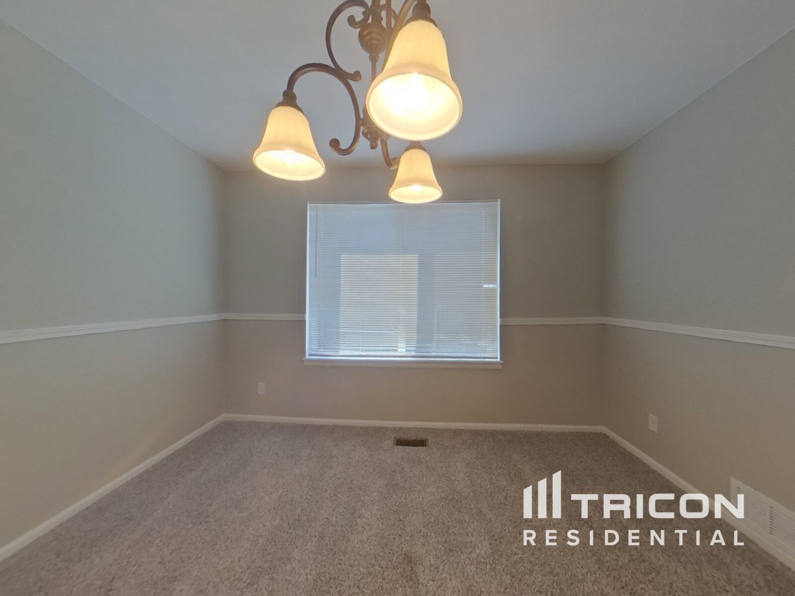 Building Photo - 5123 S Ouray Ct