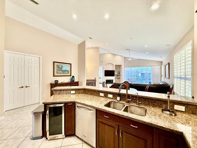 Building Photo - 1605 Sand Key Estates Ct