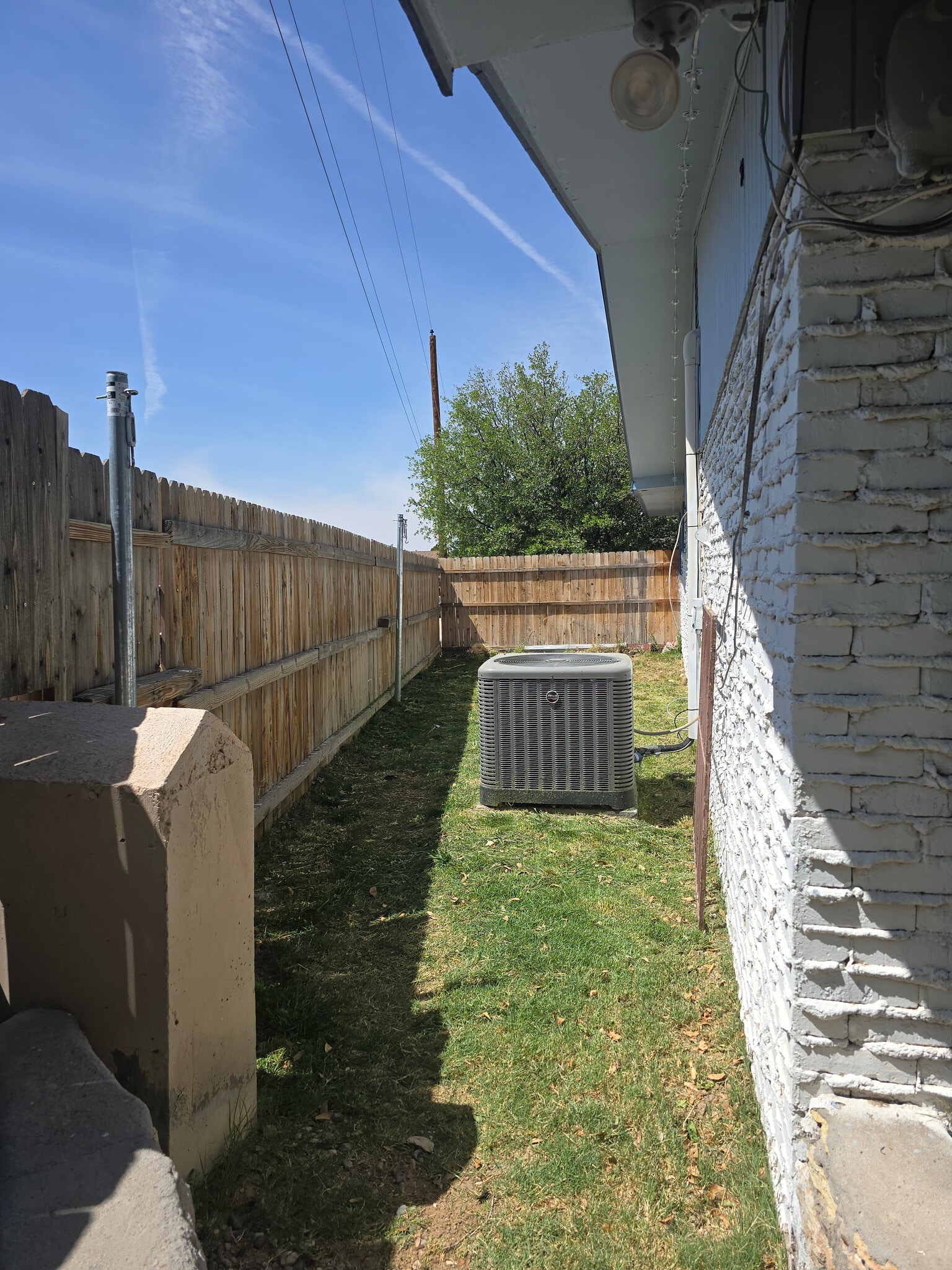 Building Photo - 204 Stratus Rd