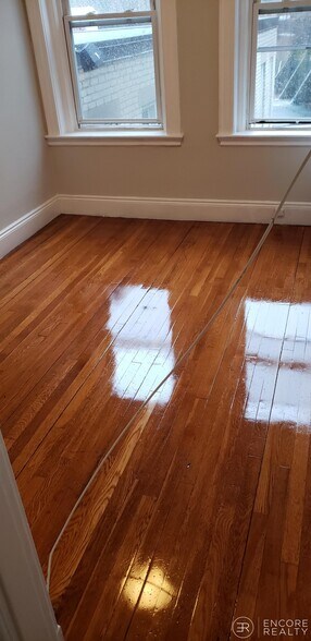 Building Photo - 110 Brainerd Rd