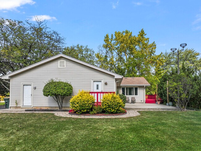 Building Photo - 2226 Shannondale Dr