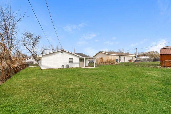 Building Photo - 1542 Beatrice Dr