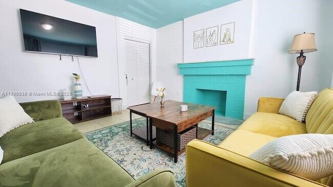 Building Photo - 8028 NW 5th Ct