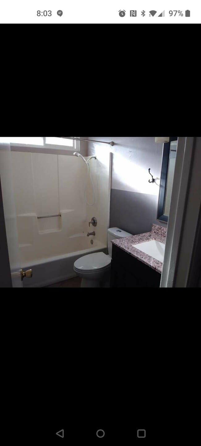 Primary Photo - 414 E Evans St