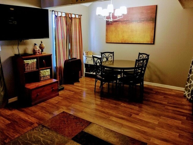 Building Photo - Furnished 2 Bedroom 2 Bath Apartment in Branson MO