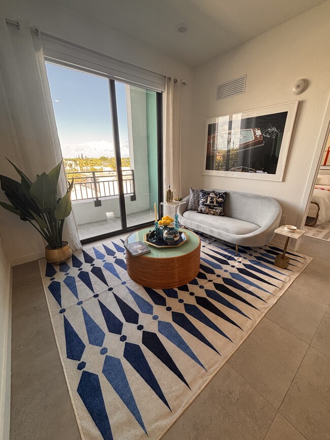 Building Photo - 1941 Fillmore St