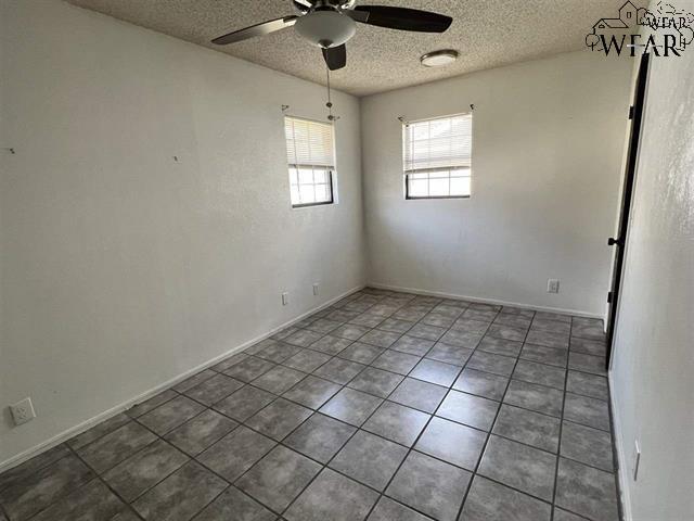 Building Photo - 3020 Cunningham Dr