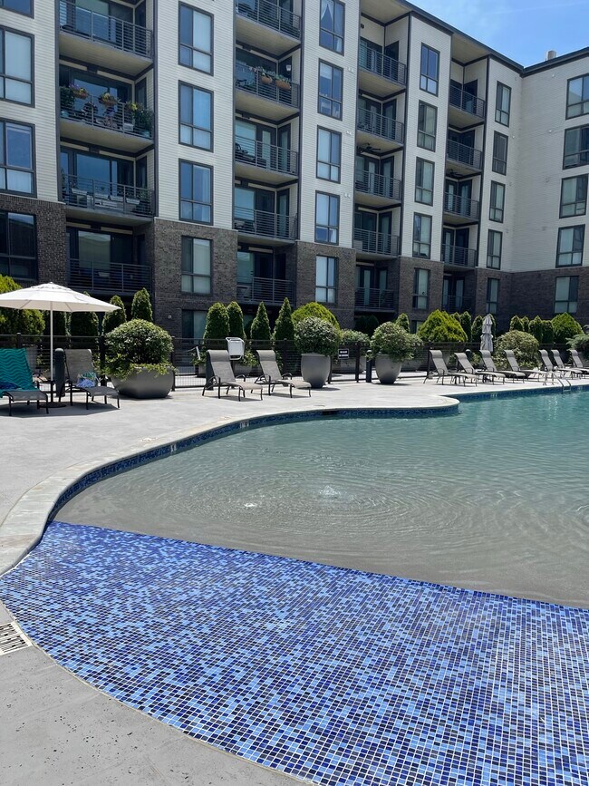 Primary Photo - 200 Manufacturers Rd Unit. 701