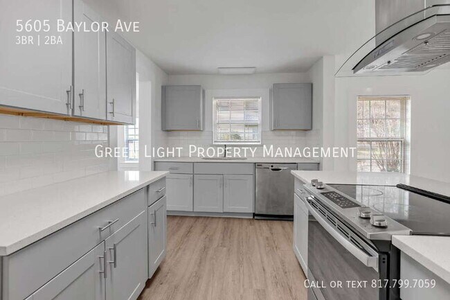 Building Photo - 5605 Baylor Ave