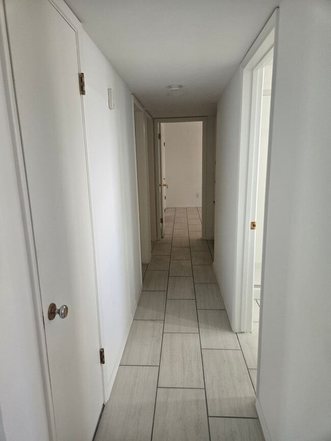 Building Photo - Cozy 3 bed, 2 bath home in Phoenix, No HOA!
