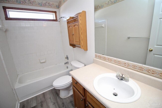 Building Photo - 2029 Shadow Lake Dr