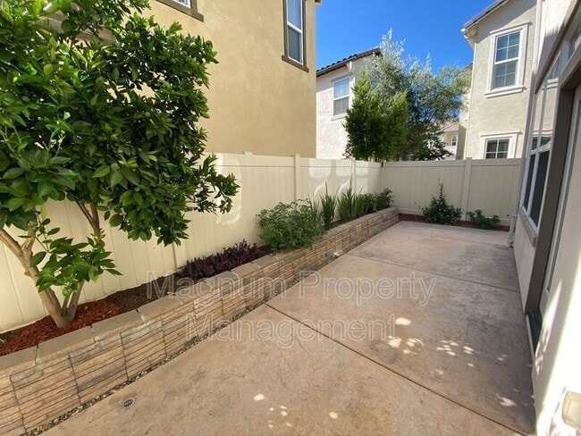 Building Photo - 31925 Red Pine Way