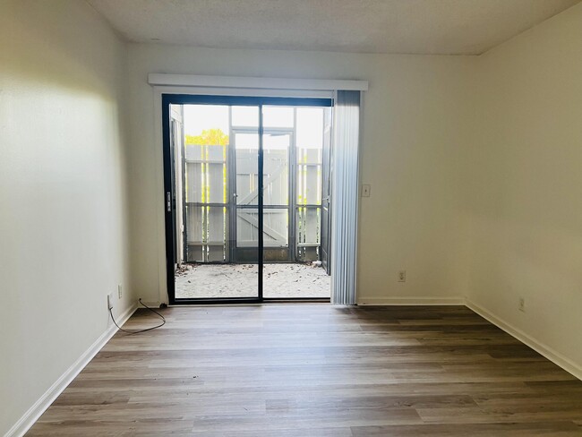 Building Photo - 11877 Sturbridge Ln
