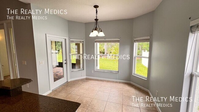 Building Photo - 10319 Willow Ridge Loop