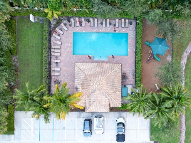 Building Photo - 2366 Byron St