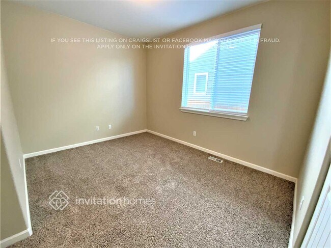 Building Photo - 1524 Bedstone Dr SE