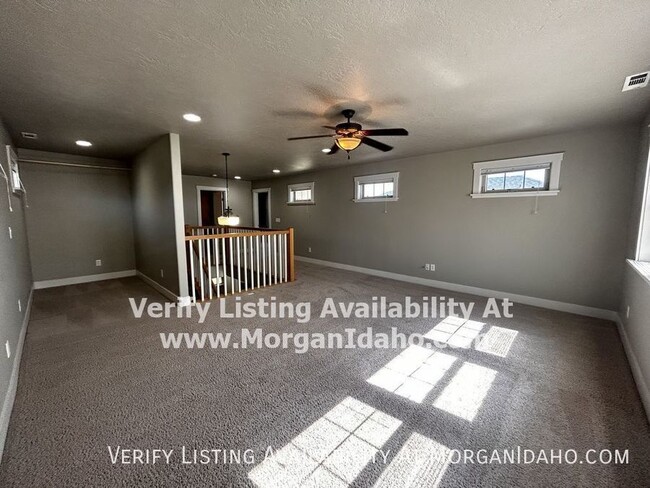 Building Photo - 10249 W Kingsbriar Dr