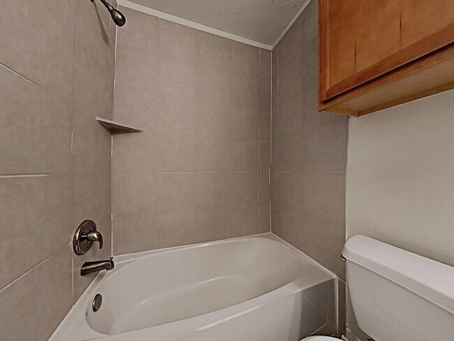 Building Photo - 30114 Saw Oaks Dr