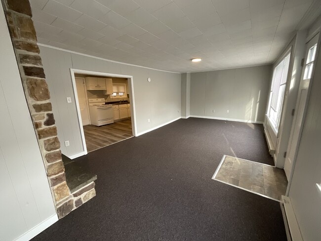 Building Photo - 218 N Pitt St