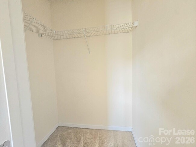 Building Photo - 2530 Madeline Meadow Dr