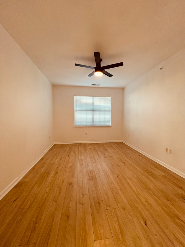 Building Photo - 12925 Centre Park Cir