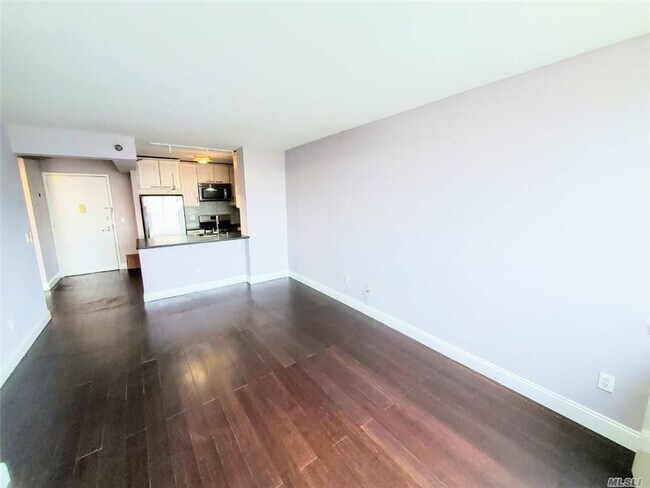 Building Photo - 474 48th Ave-